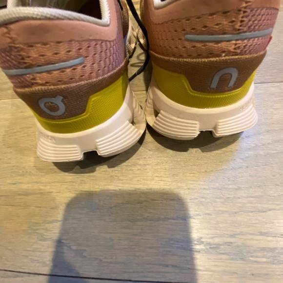 On Running “Cloud X” Women’s Running Training Sneakers SZ: 6.5 US - Picture 5 of 7